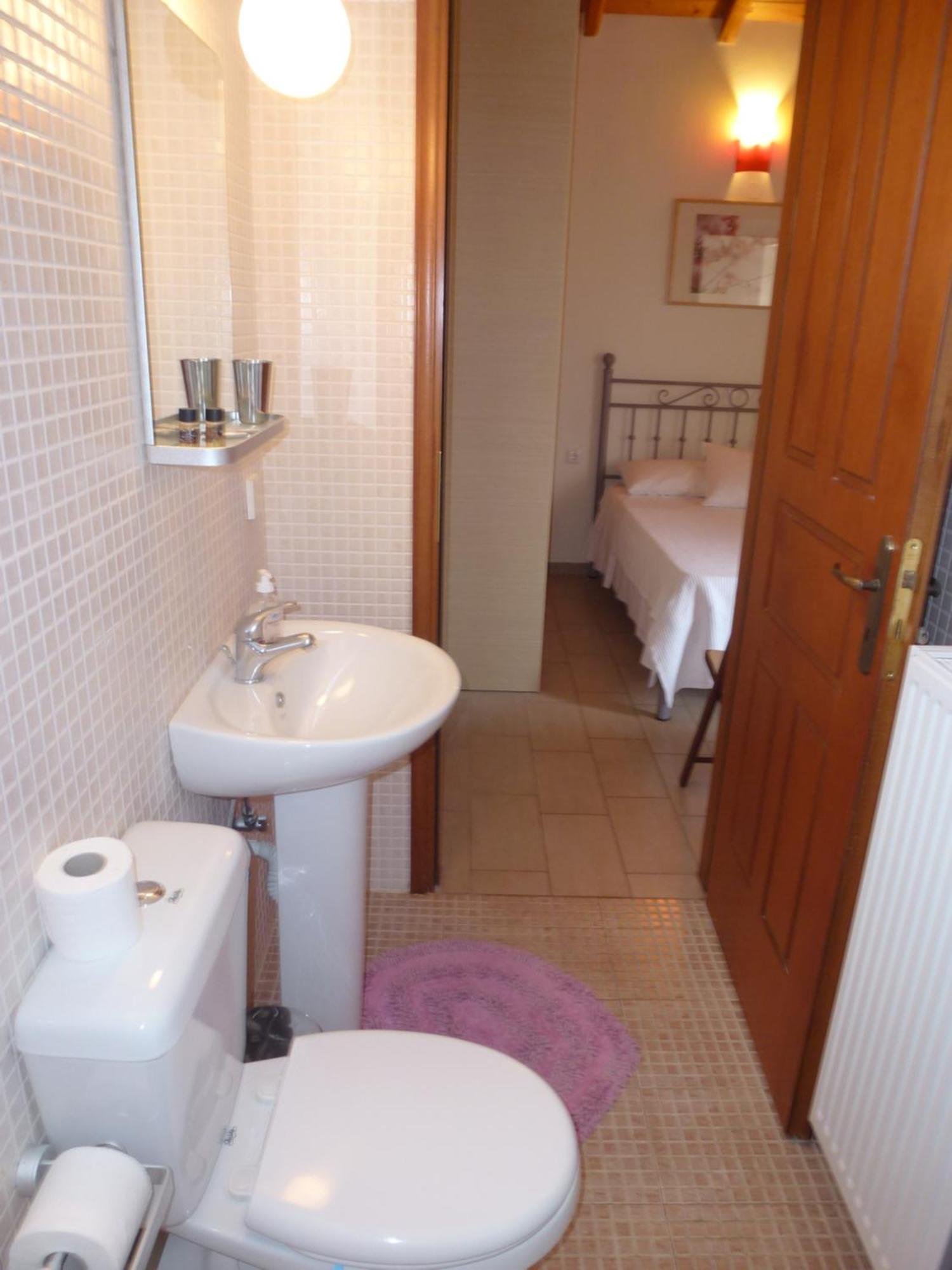 Karantonis House Apartment Leonidio Phòng bức ảnh