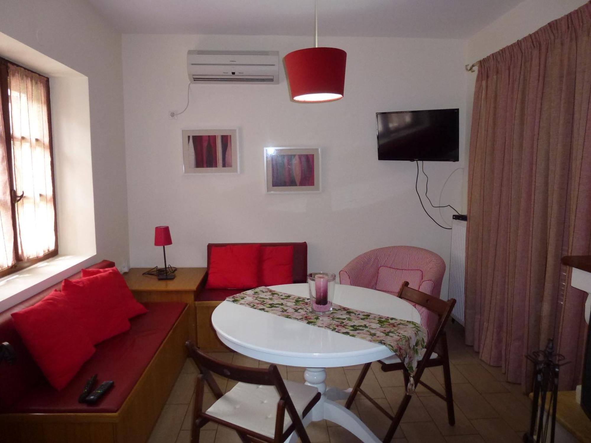 Karantonis House Apartment Leonidio Phòng bức ảnh
